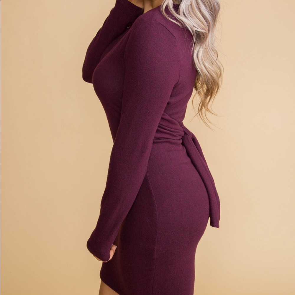 Dress - Picture 2 of 2